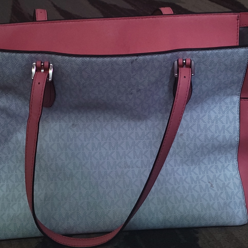 Michael kors purse